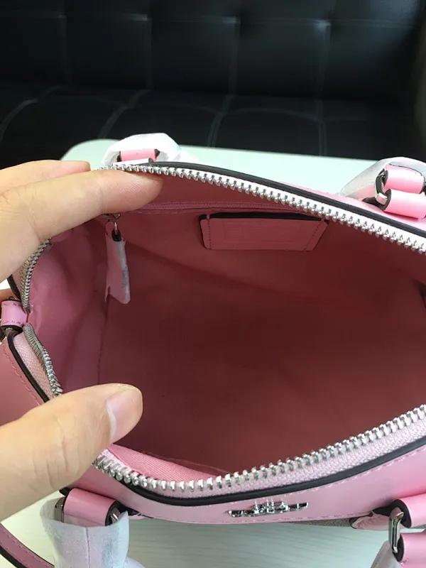 All Categories Official Website "Brand Women's Bags" Women's Bags 💙 COACH 2023 latest COACH crossbody bag