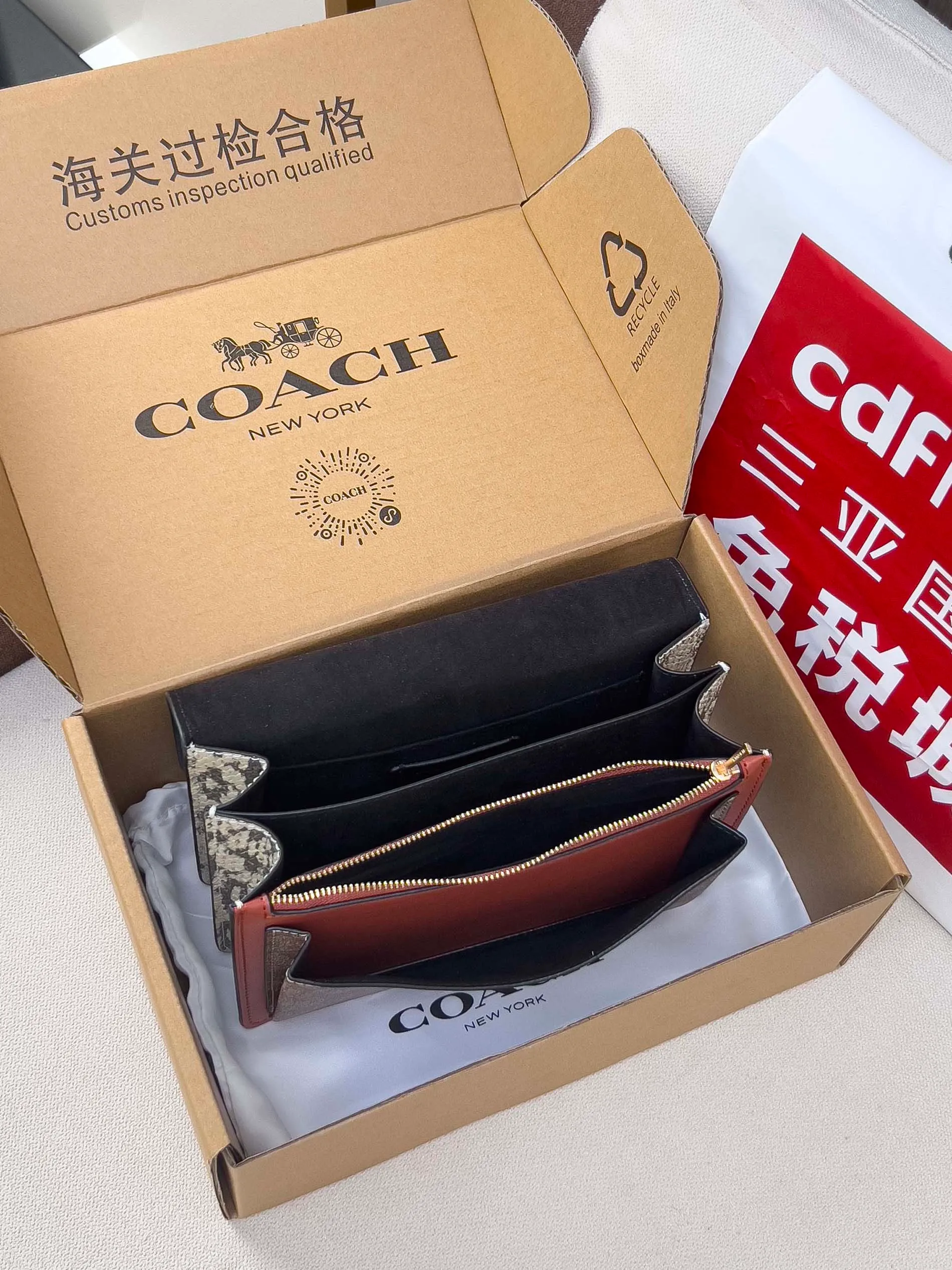 All Categories Official Website "Brand Women's Bags" Women's Bags 💙 COACH 2025 New COACH Crossbody Bag
