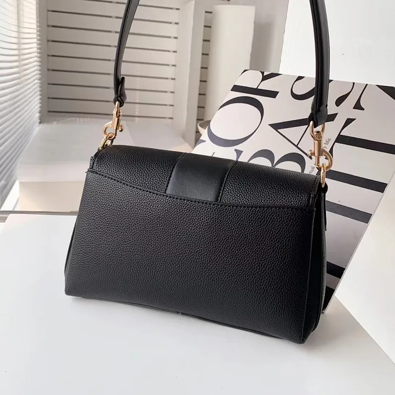 All Categories Official Website "Brand Women's Bags" Women's Bags 💙 COACH 2023 latest COACH crossbody bag