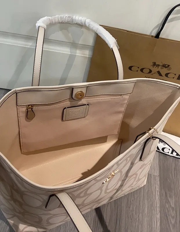 All Categories COACH Women's Bags COACH CBH89