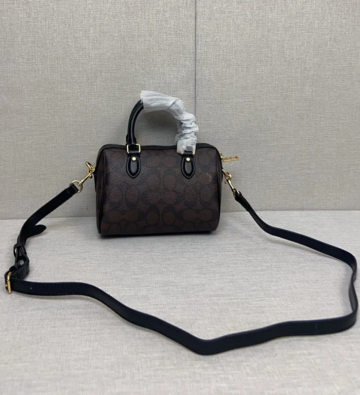 All Categories Coach Women's Bags (COACH) Coach CW330
