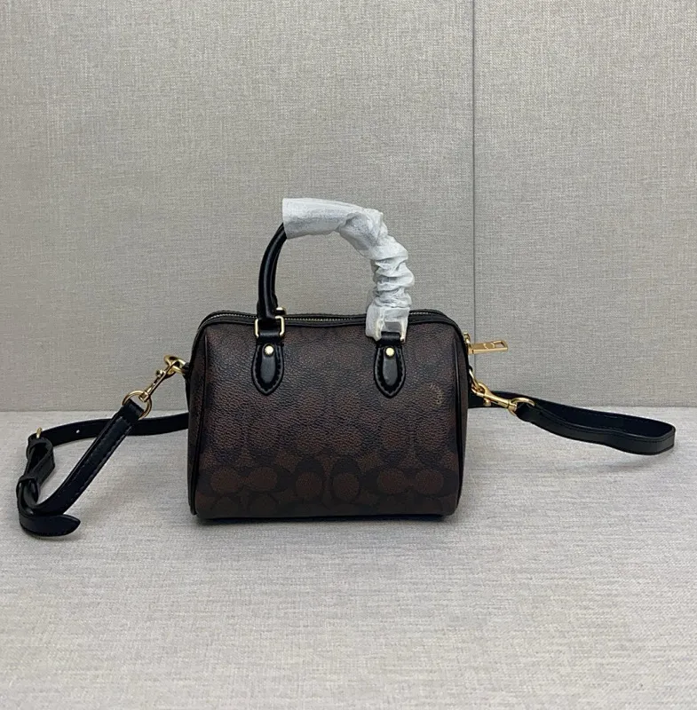 All Categories Coach Women's Bags (COACH) Coach CW330
