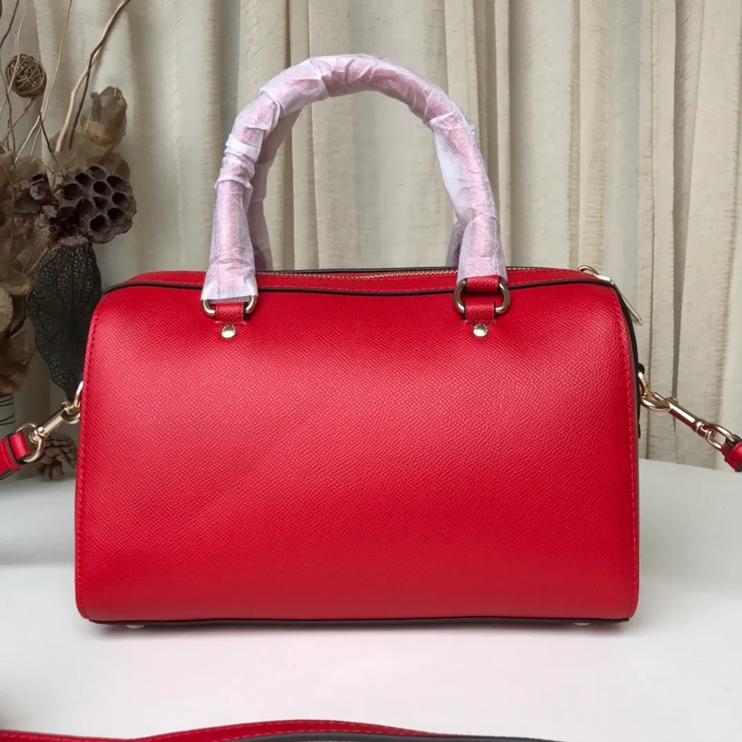 All Categories Official Website "Brand Women's Bags" Women's Bags 💙 COACH 2023 latest COACH crossbody bag