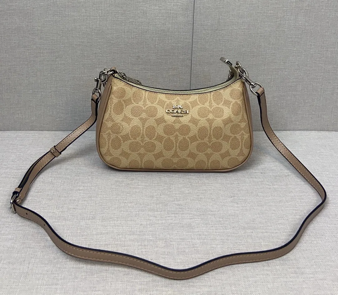 All Categories Coach Women's Bags (COACH) Coach CV933