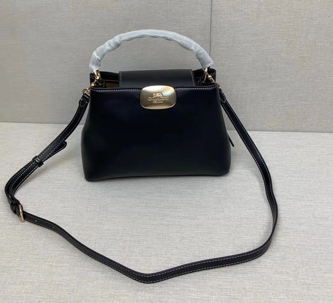 All Categories Coach Women's Bags (COACH) Coach CW015