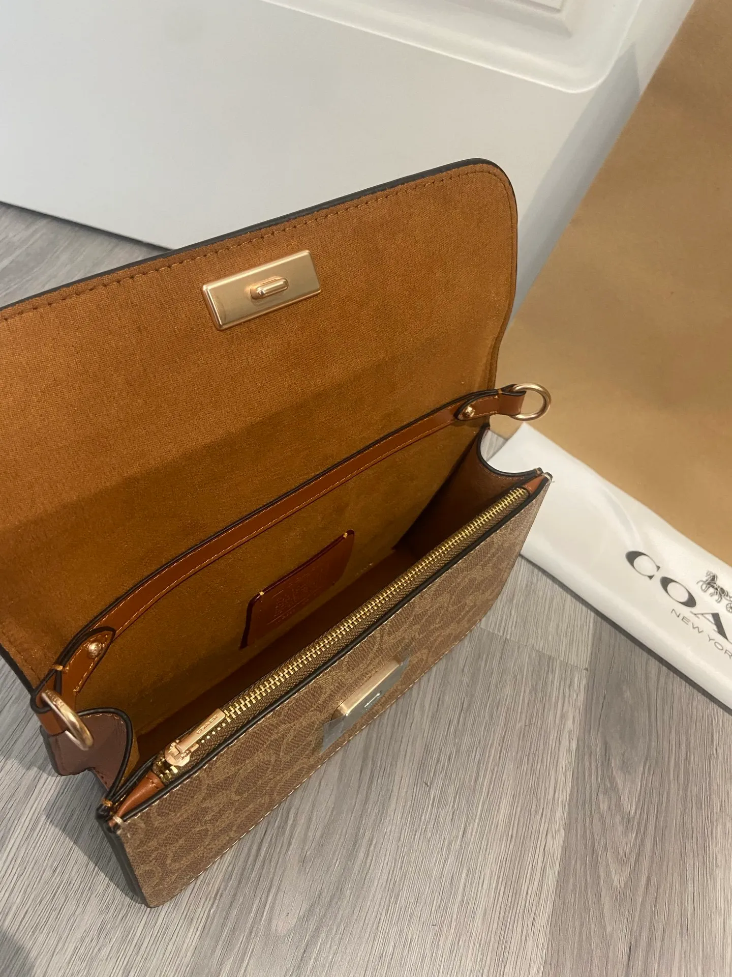 All Categories Coach Women's Bags (COACH) Coach CBM57