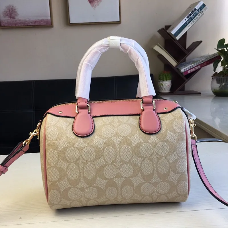 All Categories Official Website "Brand Women's Bags" Women's Bags 💙 COACH 2023 latest COACH crossbody bag