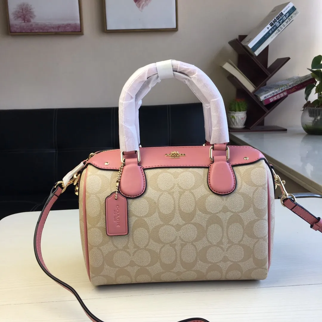 All Categories Official Website "Brand Women's Bags" Women's Bags 💙 COACH 2023 latest COACH crossbody bag