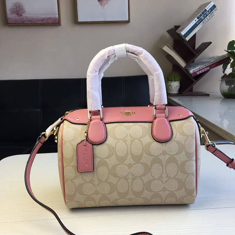 All Categories Official Website "Brand Women's Bags" Women's Bags 💙 COACH 2023 latest COACH crossbody bag