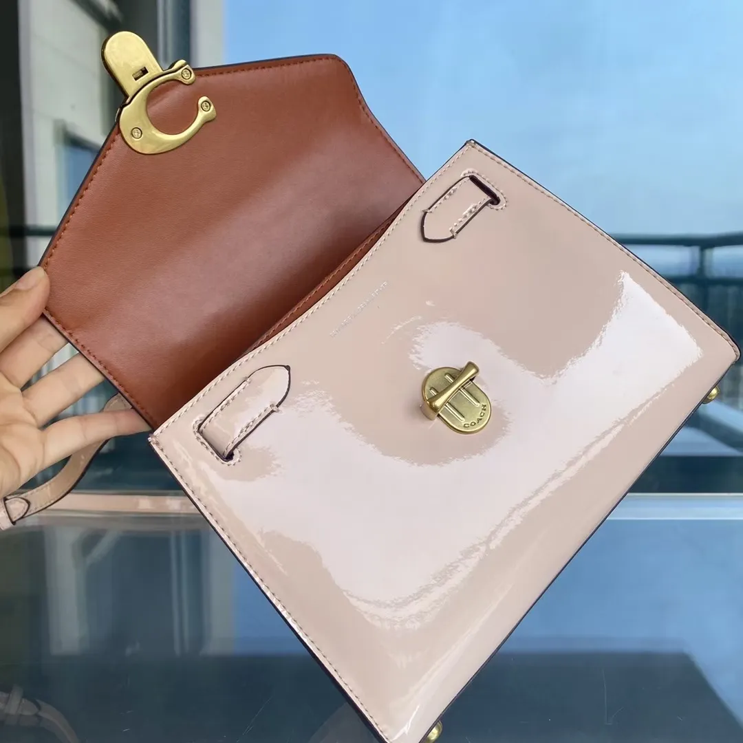All Categories Official Website "Brand Women's Bags" Women's Bags 💙 COACH 2023 latest COACH crossbody bag