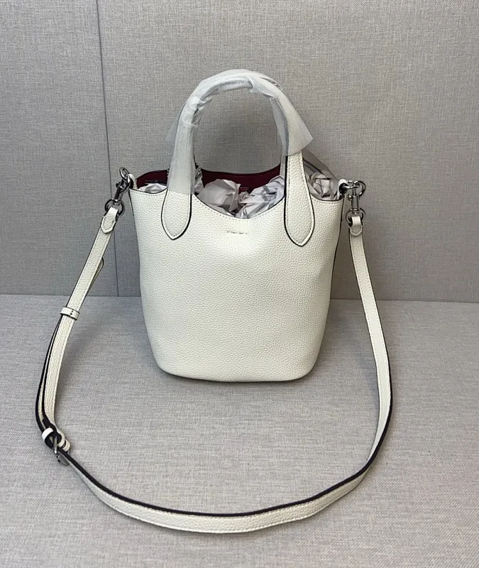 All Categories Official Website "Brand Women's Bags" Women's Bags 💙 COACH 2024 latest model COACH crossbody bag