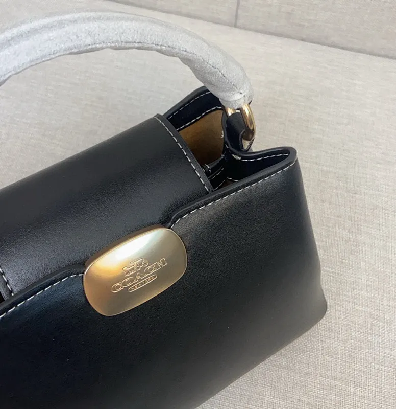 All Categories Coach Women's Bags (COACH) Coach CW040