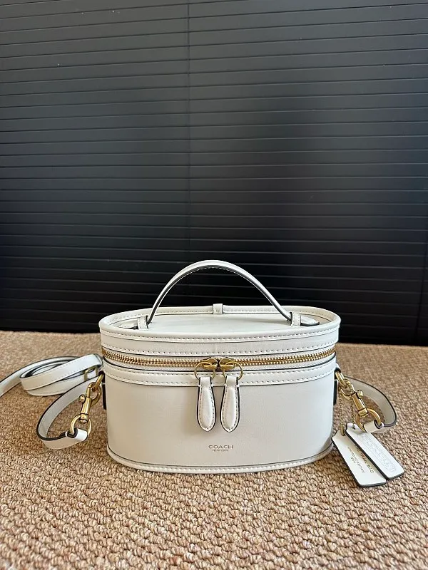 All Categories Coach Women's Bags (COACH) Coach CBG93