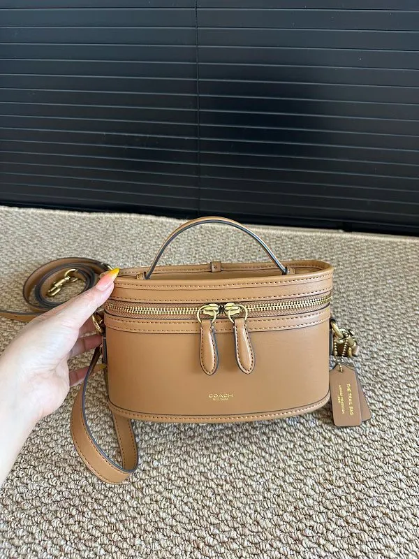 All Categories Coach Women's Bags (COACH) Coach CBG93