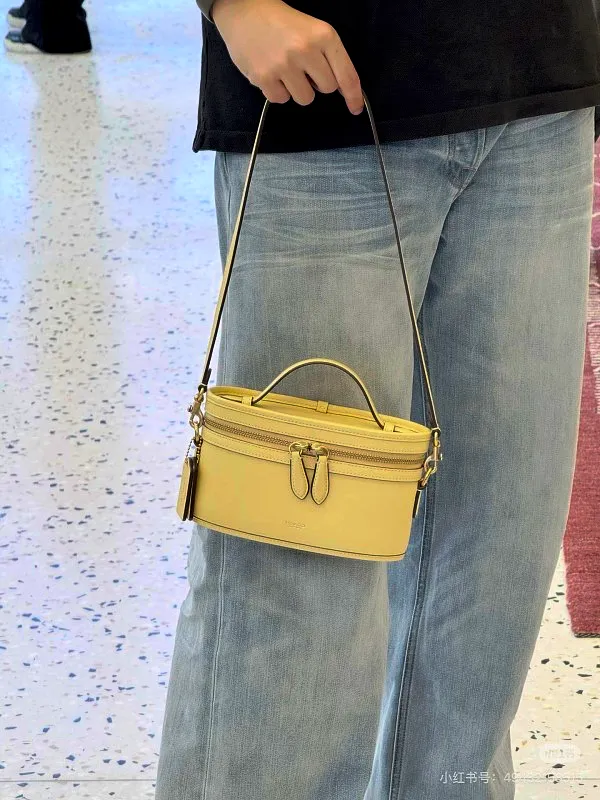 All Categories Coach Women's Bags (COACH) Coach CBG93