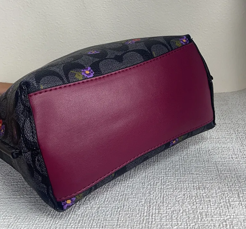 All Categories Coach Women's Bags (COACH) Coach CN144