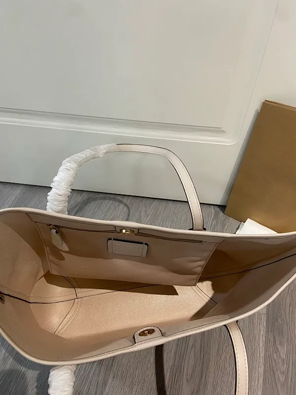 All Categories Coach Women's Bags (COACH) Coach CBM58