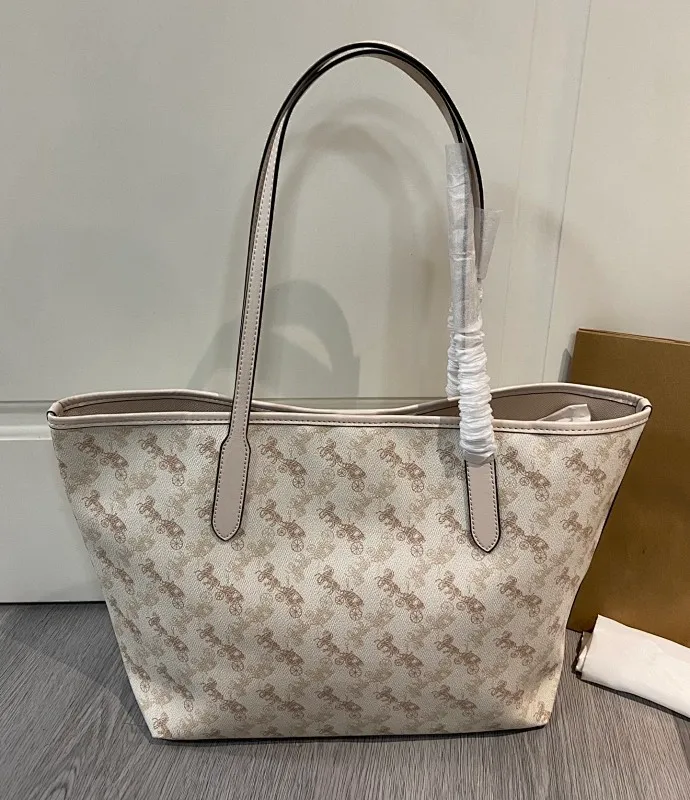 All Categories Coach Women's Bags (COACH) Coach CBM58