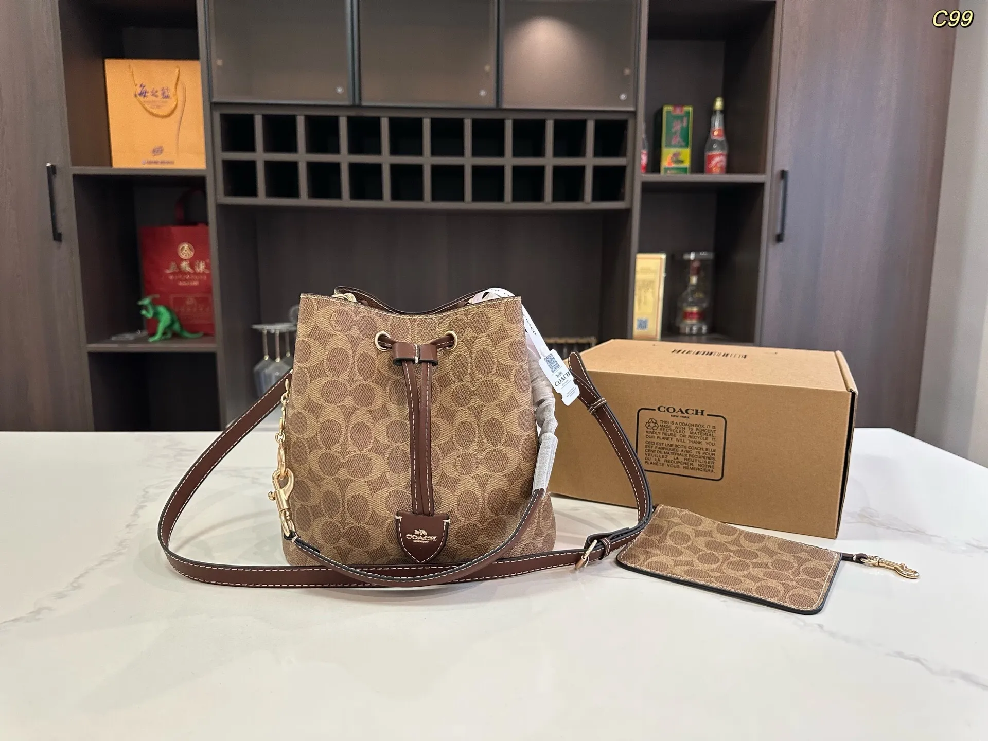 All Categories Official Website "Brand Women's Bags" Women's Bags 💙 COACH 2025 New COACH Crossbody Bag