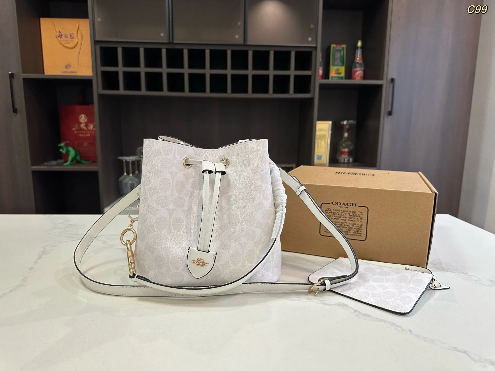 All Categories Official Website "Brand Women's Bags" Women's Bags 💙 COACH 2025 New COACH Crossbody Bag