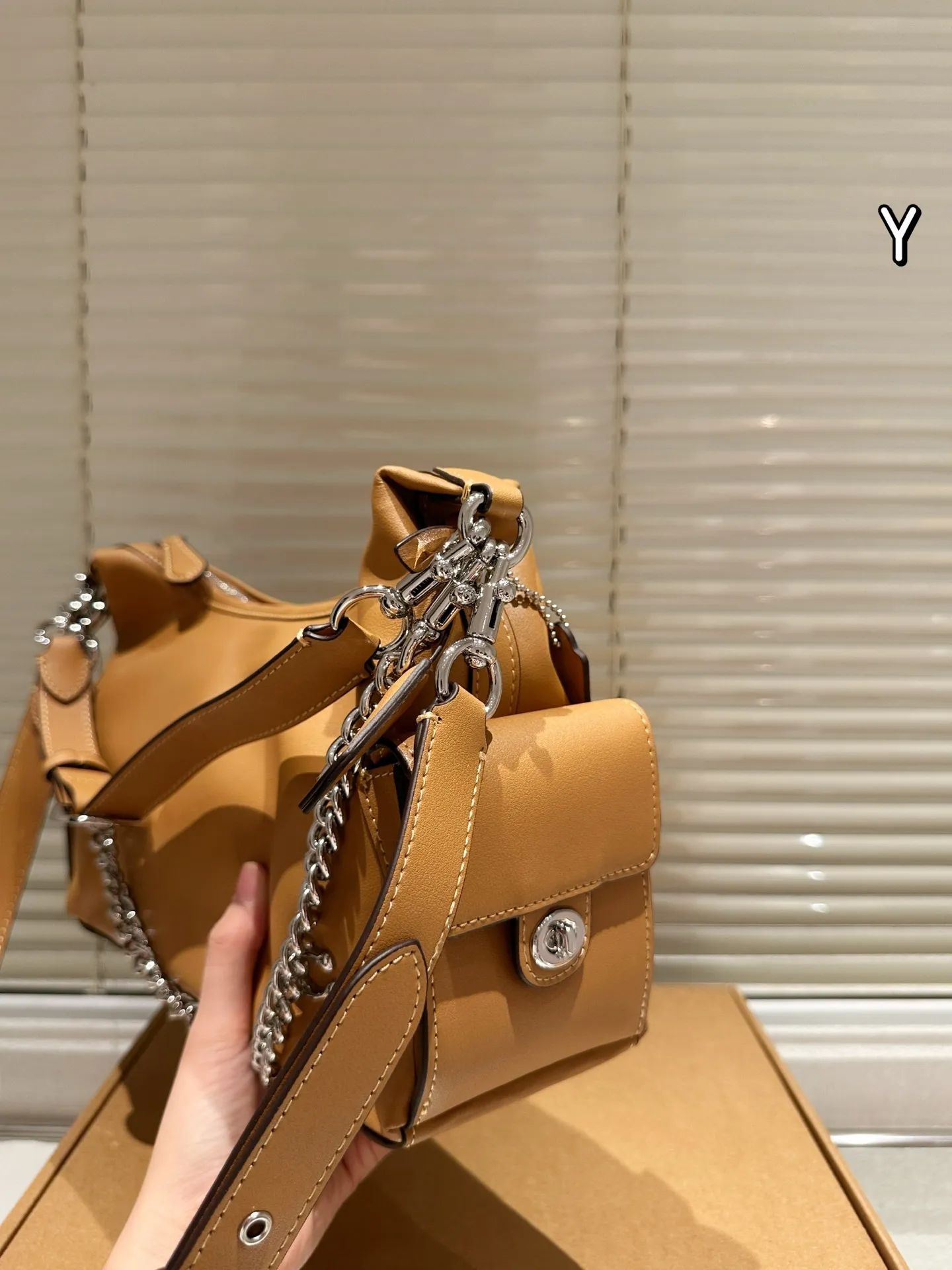 All Categories Official Website "Brand Women's Bags" Women's Bags 💙 COACH 2025 New COACH Crossbody Bag