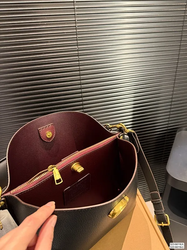 All Categories Official Website "Brand Women's Bags" Women's Bags 💙 COACH 2025 New COACH Crossbody Bag