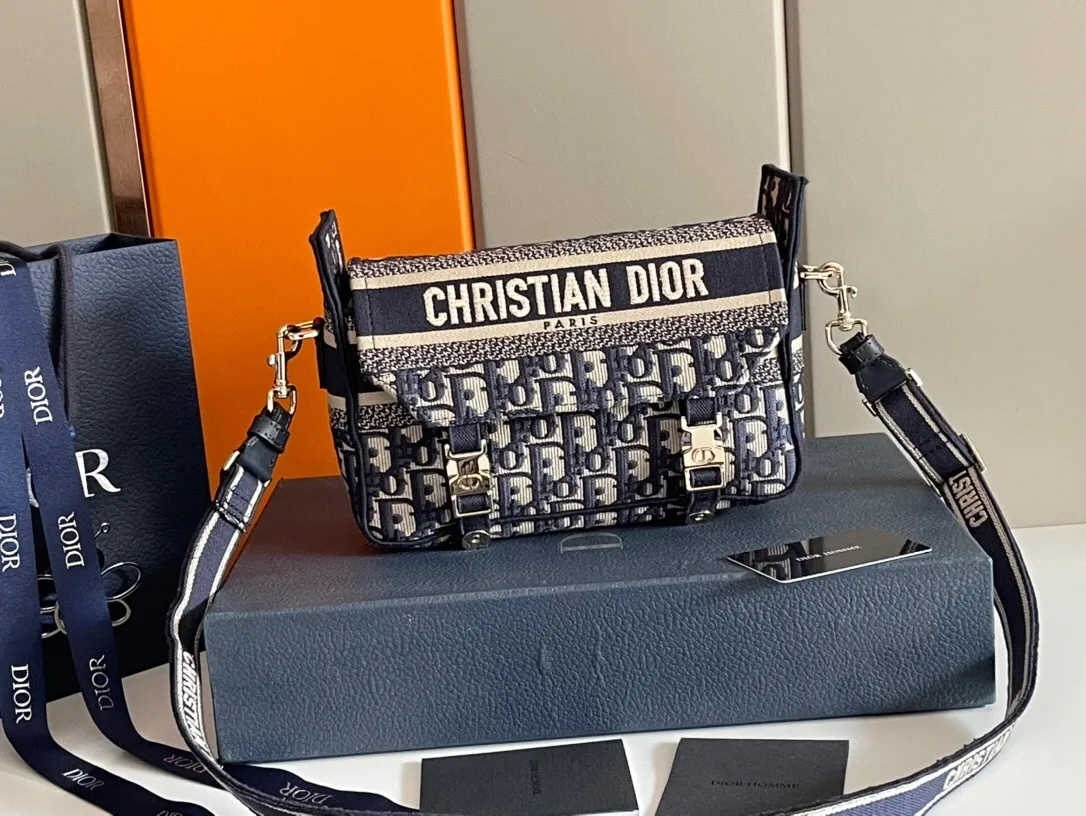 All categories 💚 Top version men’s bags 💚 DIOR 2025 official website new DIOR crossbody bag
