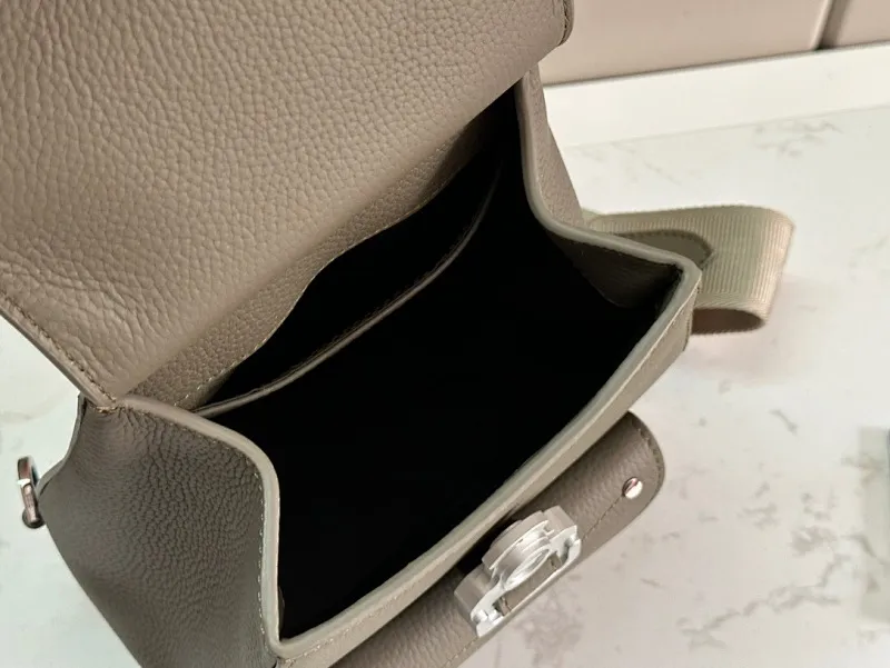 All categories 💚 Top version men’s bags 💚 DIOR 2025 official website new DIOR crossbody bag
