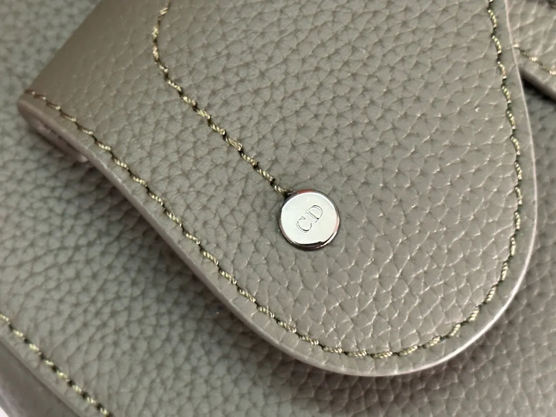 All categories 💚 Top version men’s bags 💚 DIOR 2025 official website new DIOR crossbody bag