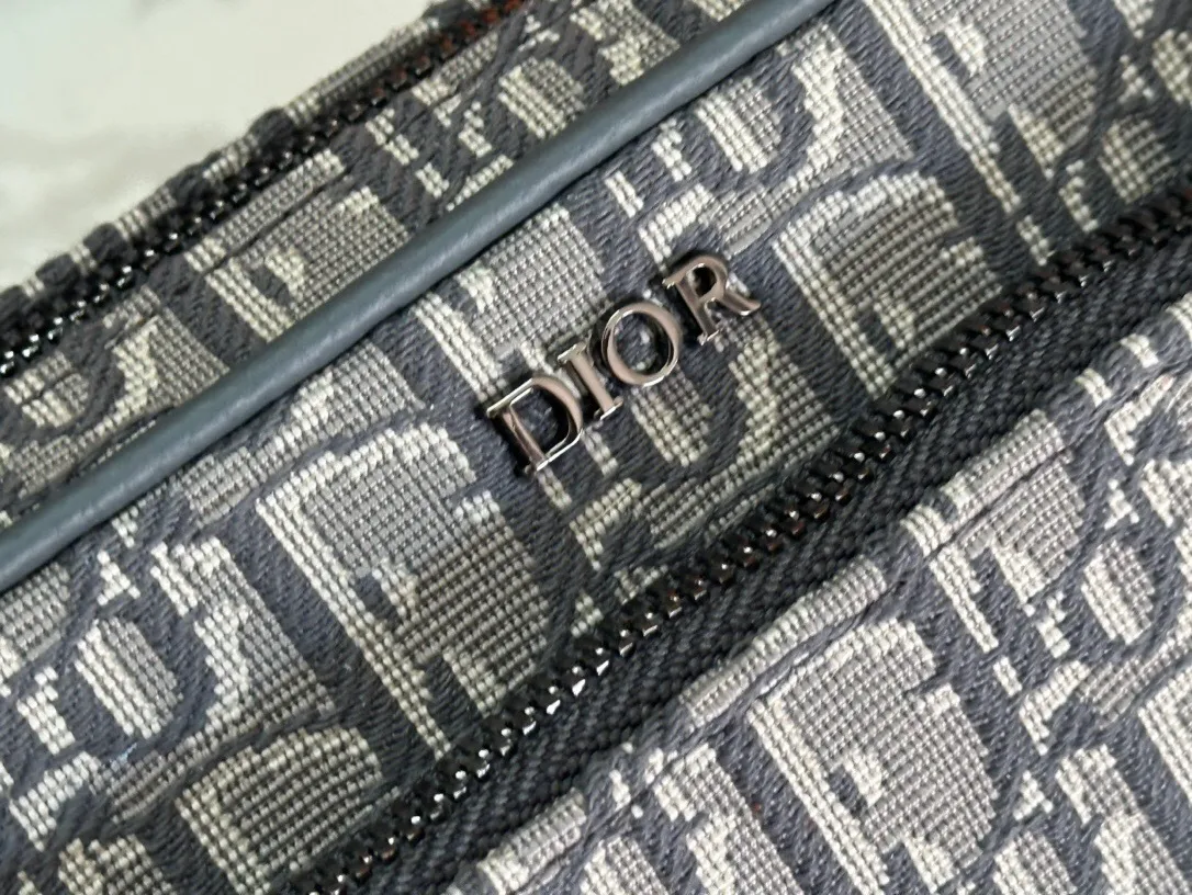 All categories 💚 Top version men’s bags 💚 DIOR 2025 official website new DIOR crossbody bag