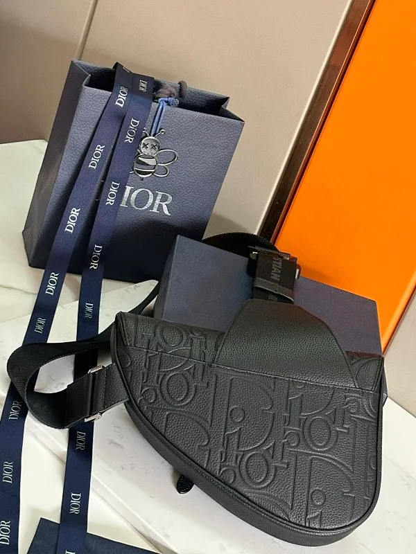 All categories 💚 Top version men’s bags 💚 DIOR 2025 official website new DIOR crossbody bag