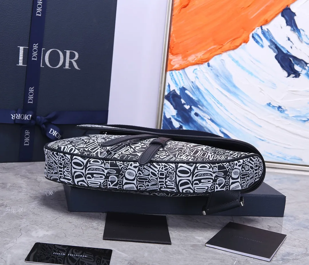All categories 💚 Top version men’s bags 💚 DIOR 2025 official website new DIOR crossbody bag