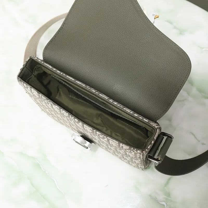 All categories 💚 Top version men’s bags 💚 DIOR 2025 official website new DIOR crossbody bag