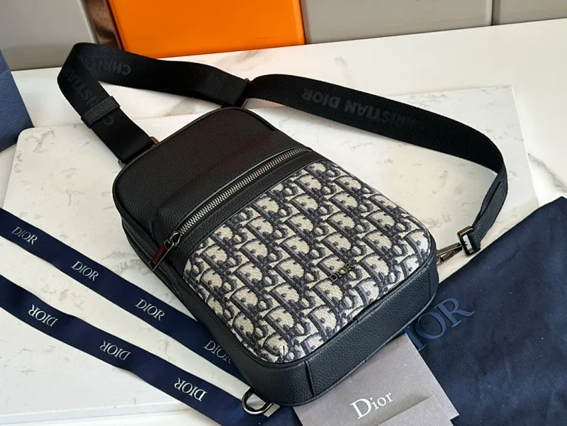 All categories 💚 Top version men’s bags 💚 DIOR 2025 official website new DIOR chest bag