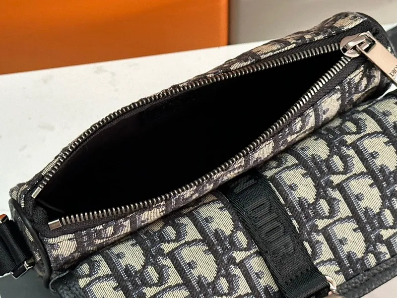 All categories 💚 Top version men’s bags 💚 DIOR 2025 official website new DIOR crossbody bag