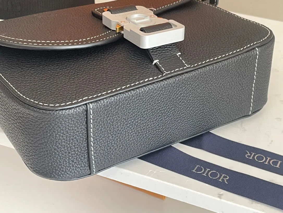 All categories 💚 Top version men’s bags 💚 DIOR 2025 official website new DIOR crossbody bag