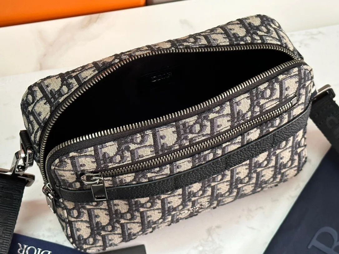 All categories 💚 Top version men’s bags 💚 DIOR 2025 official website new DIOR crossbody bag