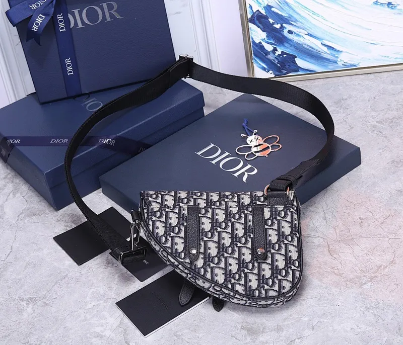 All categories 💚 Top version men’s bags 💚 DIOR 2025 official website new DIOR crossbody bag