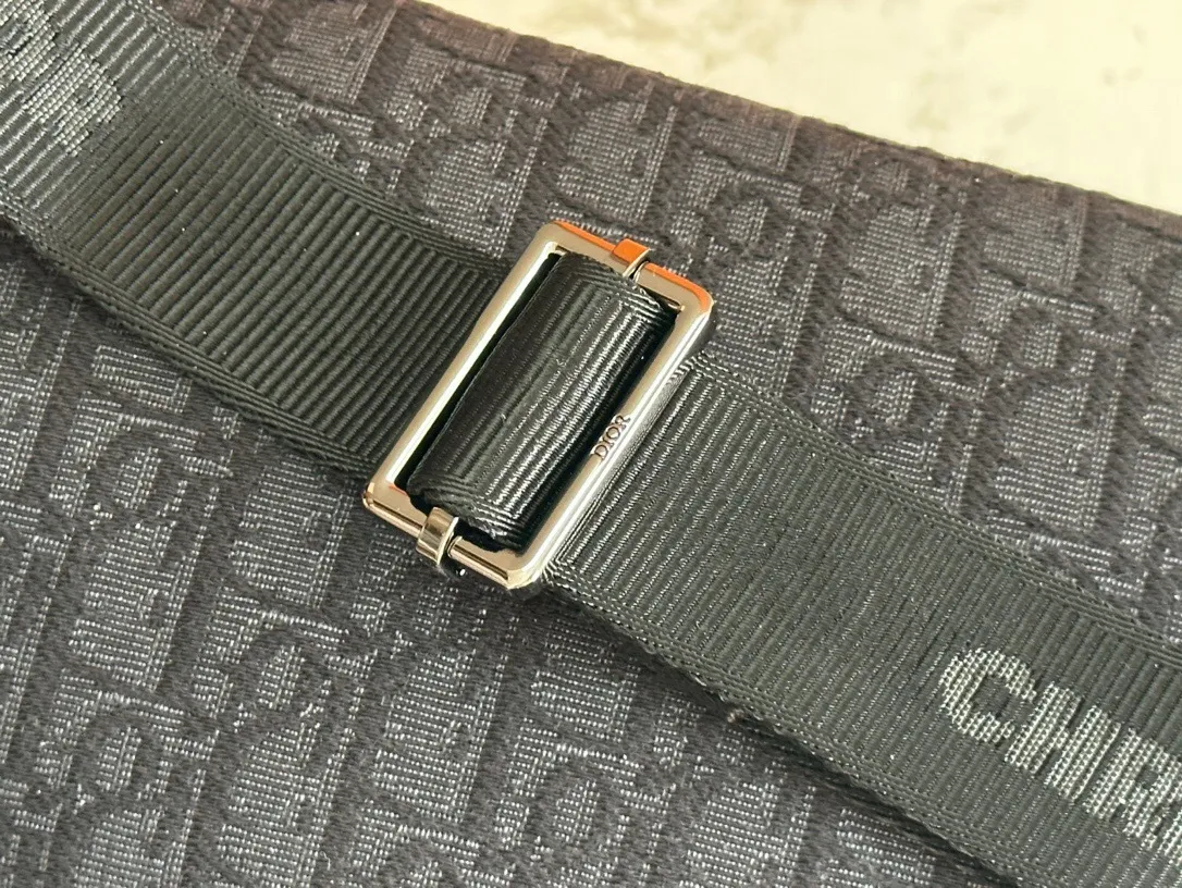 All categories 💚 Top version men’s bags 💚 DIOR 2025 official website new DIOR waist bag