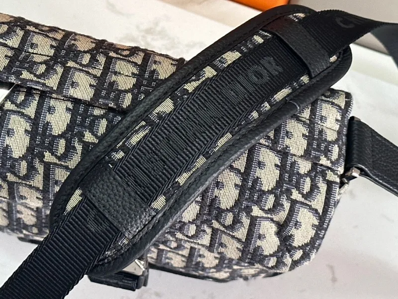 All categories 💚 Top version men’s bags 💚 DIOR 2025 official website new DIOR crossbody bag