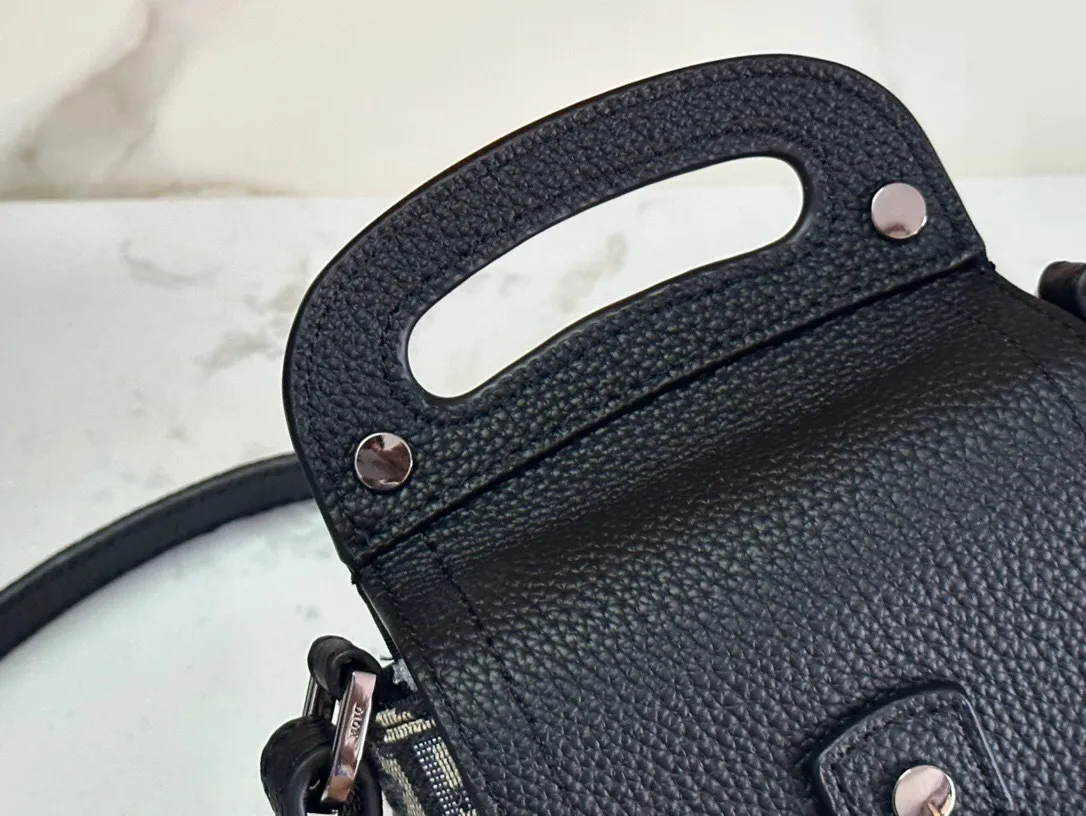 All categories 💚 Top version men’s bags 💚 DIOR 2025 official website new DIOR crossbody bag