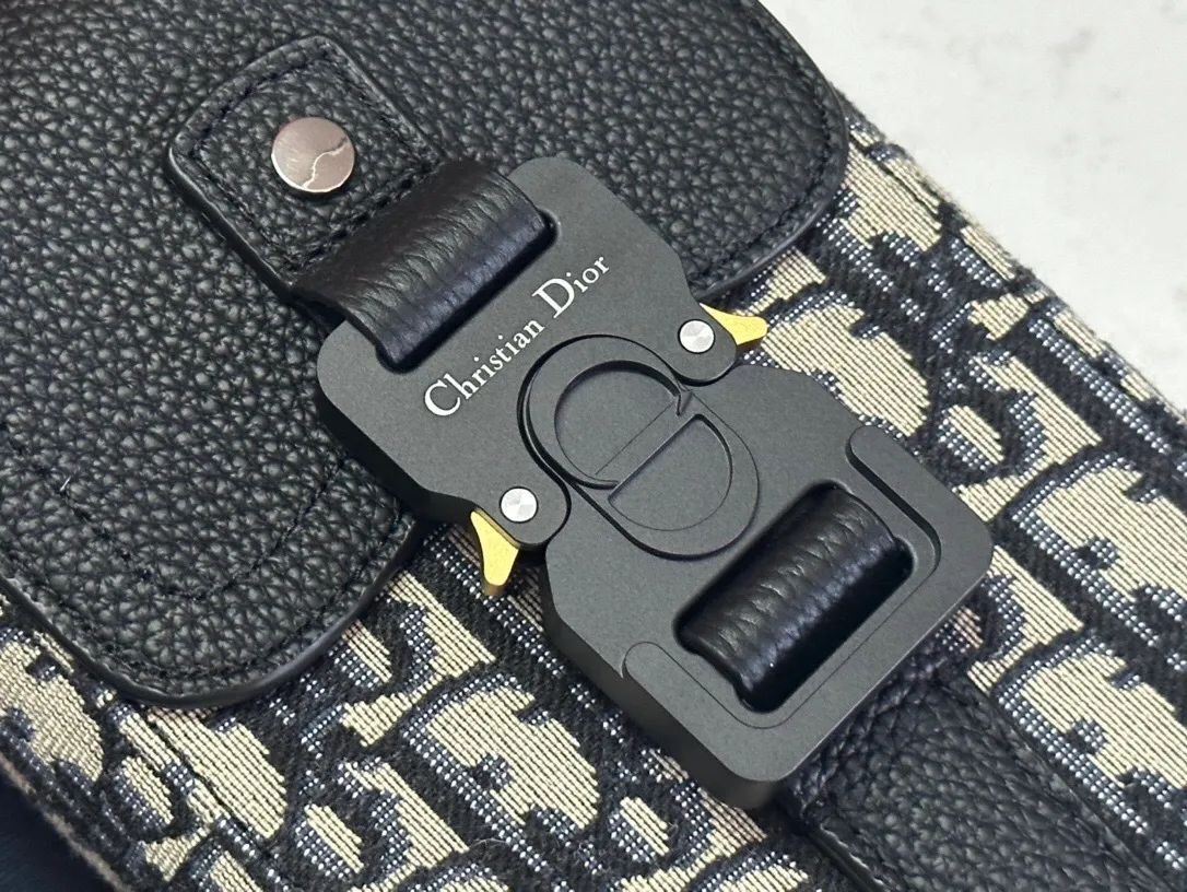 All categories 💚 Top version men’s bags 💚 DIOR 2025 official website new DIOR crossbody bag