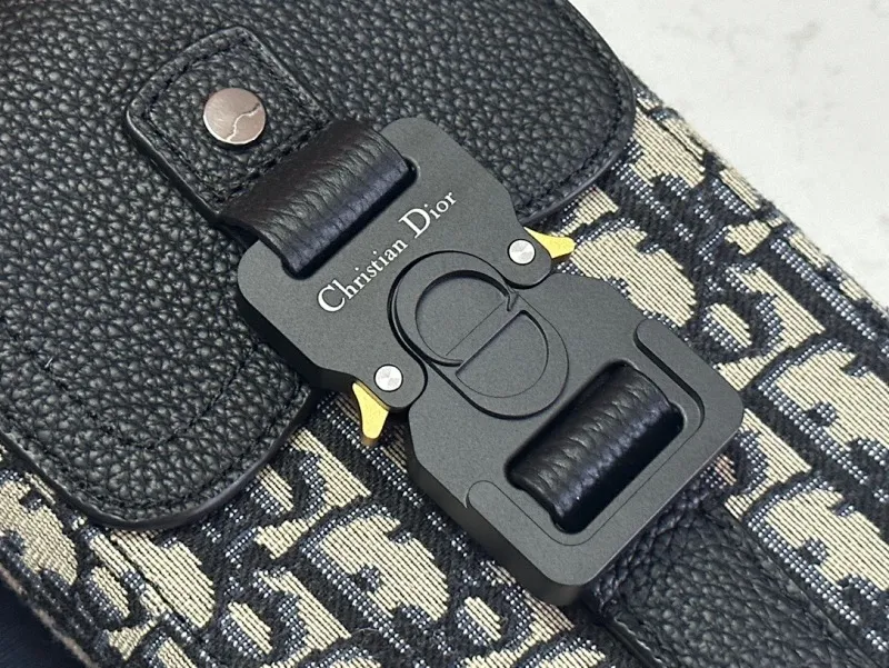 All categories 💚 Top version men’s bags 💚 DIOR 2025 official website new DIOR crossbody bag