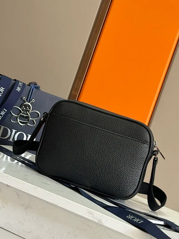 All categories 💚 Top version men’s bags 💚 DIOR 2025 official website new DIOR crossbody bag