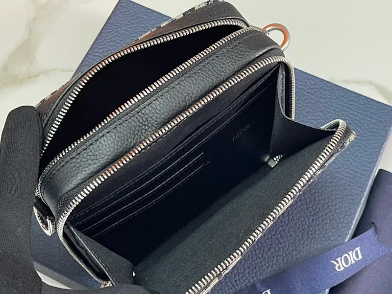 All categories 💚 Top version men’s bags 💚 DIOR 2025 official website new DIOR crossbody bag