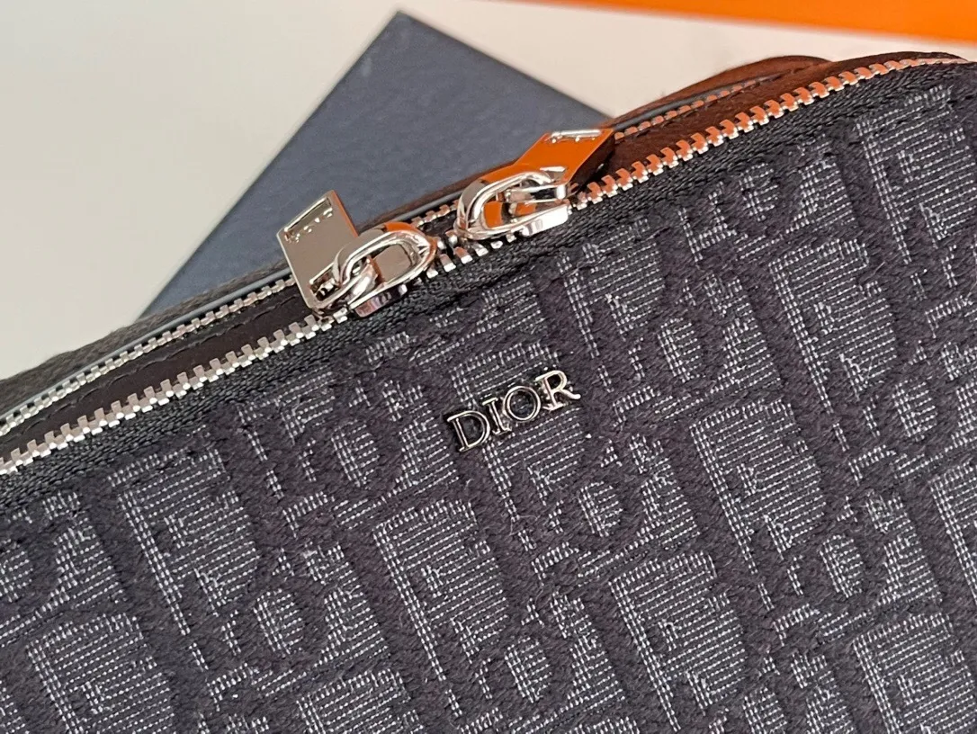 All categories 💚 Top version men’s bags 💚 DIOR 2025 official website new DIOR crossbody bag