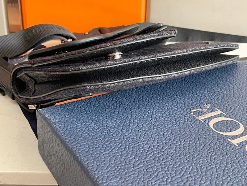 All categories 💚 Top version men’s bags 💚 DIOR 2025 official website new DIOR crossbody bag