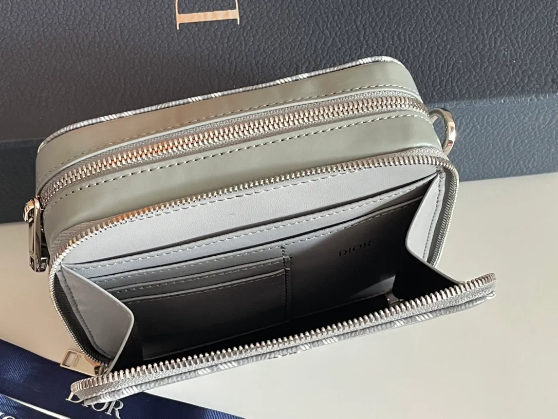 All categories 💚 Top version men’s bags 💚 DIOR 2025 official website new DIOR crossbody bag