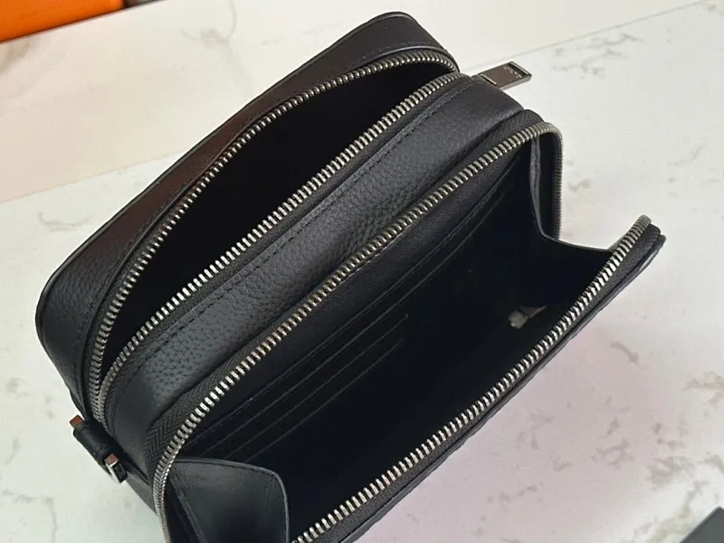 All categories 💚 Top version men’s bags 💚 DIOR 2025 official website new DIOR crossbody bag