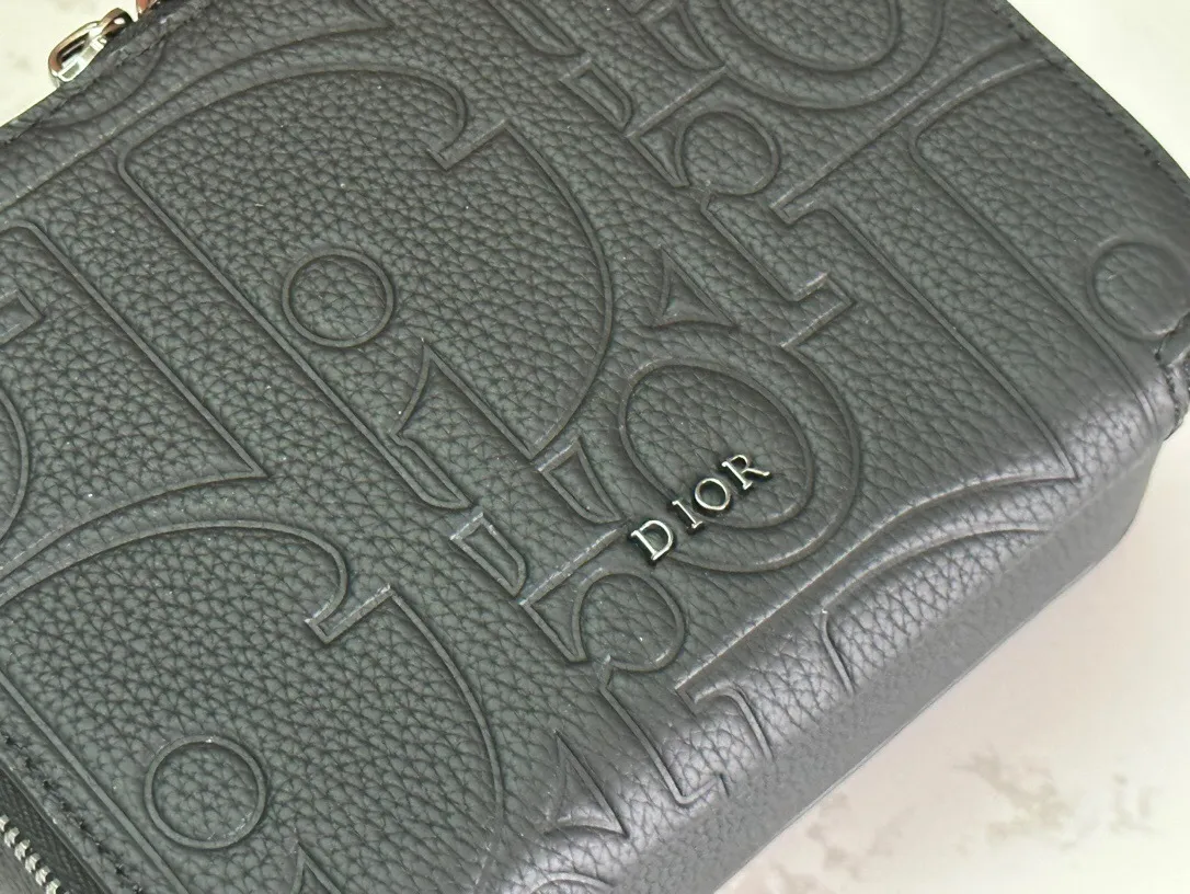 All categories 💚 Top version men’s bags 💚 DIOR 2025 official website new DIOR crossbody bag